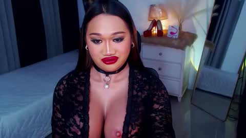 Snapshot of xxxgiganticoliviacummerxxx chatting on 03.07.25 OLIVIA online show from 03.07.25