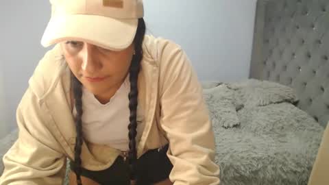 Snapshot of xxxvenus888 chatting on 11.12.25 Lunhaa online show from 11.12.25