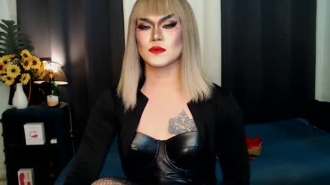 QueenMarina online show from 02.19.25