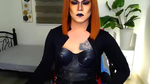 QueenMarina online show from 05.17.26