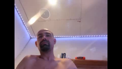 Xzbib online show from 12.25.24