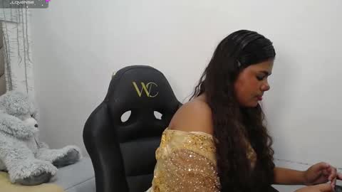 Snapshot of yaazhini457034 chatting on 02.11.26 yazhini online show from 02.11.26