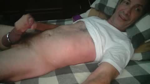 Snapshot of yacht3oy chatting on 10.29.25 yacht3oy online show from 10.29.25