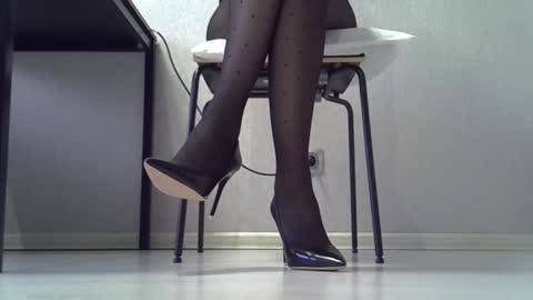 Dina online show from 02.22.26