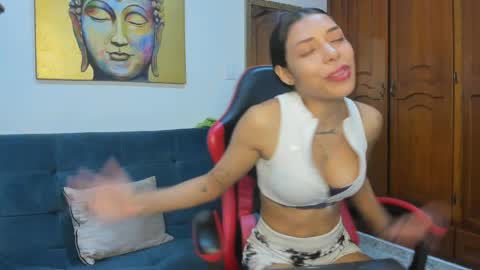 yake  elizabeth online show from 04.08.26