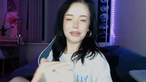 Snapshot of yamilean chatting on 06.01.26 Yami online show from 06.01.26