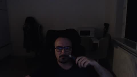 Snapshot of yamillamal157 chatting on 11.11.25 YamilLamal online show from 11.11.25