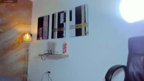 Naomi online show from 12.15.25