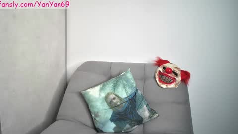 Snapshot of yandere69 chatting on 11.02.25 Sam online show from 11.02.25