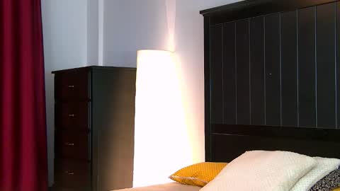 yanira_ass_ online show from 10.27.25