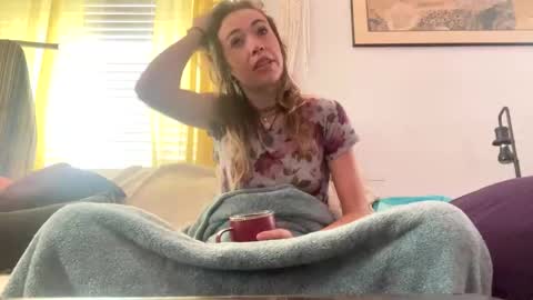 Snapshot of yanyanpixie chatting on 11.16.25 yanyanpixie online show from 11.16.25