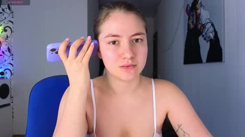 Yasyaa  online show from 09.17.25