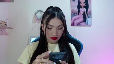 yeibles_hana2 online show from 12.04.24