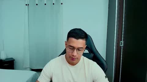 YEICO LEVIT online show from 02.08.26