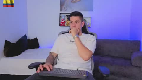 YEIKO ROMERO online show from 04.26.26