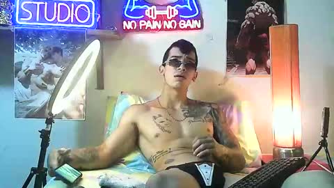 yeisoncastellanos1999 online show from 10.20.25