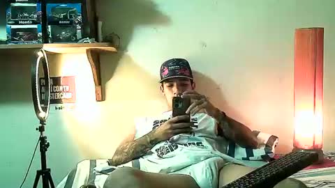 Snapshot of yeisoncastellanos1999 chatting on 07.16.26 yeisoncastellanos1999 online show from 07.16.26