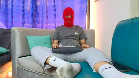 yeisongomezz online show from 12.14.25