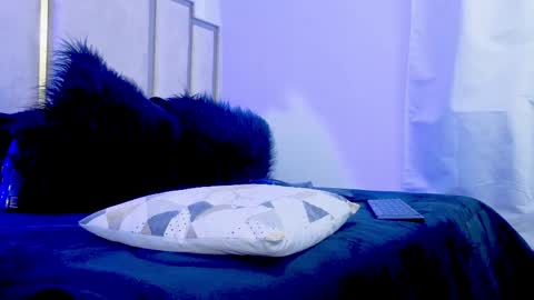 Yeli Amber online show from 04.14.26