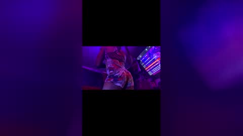 Ella Ts online show from 04.02.26