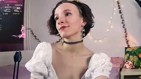 Liya online show from 10.17.25