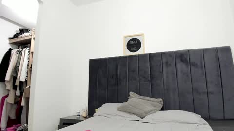 yenifer016 online show from 01.28.25