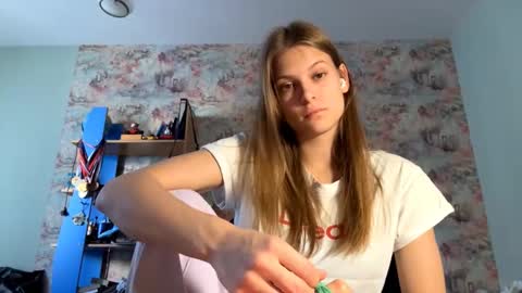 Emma online show from 10.13.25