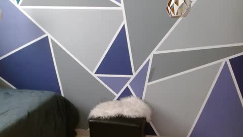 Yera  online show from 11.04.25