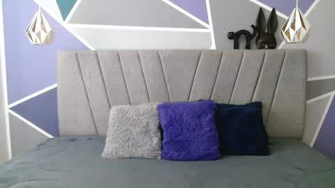 Yera  online show from 11.24.25