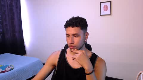 Yeff ind. model  online show from 12.11.24