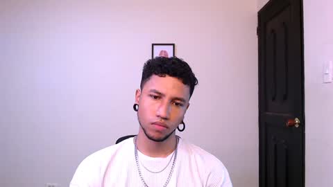 Yeff ind. model  online show from 12.17.24