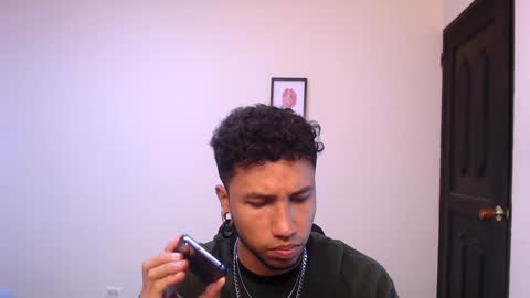 Yeff ind. model  online show from 12.19.24