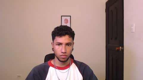 Yeff ind. model  online show from 12.23.24