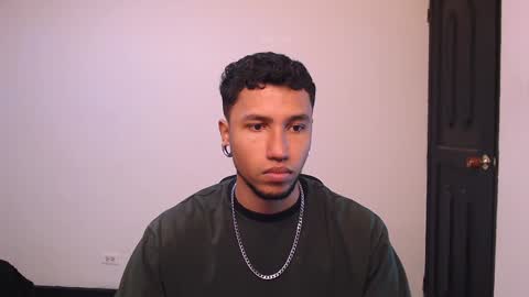 Yeff ind. model  online show from 12.30.24