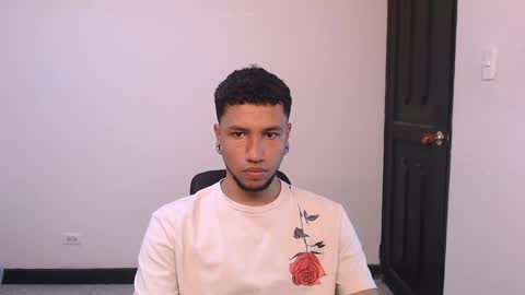 Yeff ind. model  online show from 01.03.25