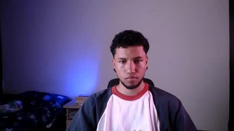 Yeff ind. model  online show from 03.05.25