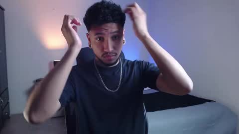 Yeff ind. model  online show from 11.22.25