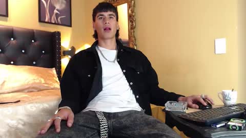 Yerk online show from 11.25.25