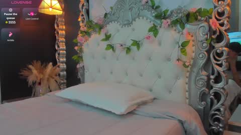 Snapshot of yess__daddy chatting on 02.04.25 yess__daddy online show from 02.04.25