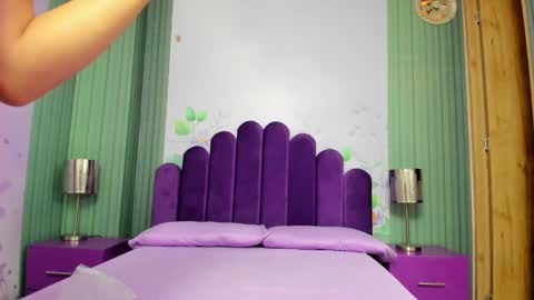 Snapshot of yess__daddy chatting on 02.27.25 yess__daddy online show from 02.27.25