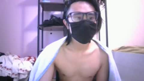 yin476 online show from 10.24.25