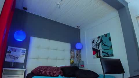 Snapshot of yiyo10_ chatting on 11.23.25 Yiyo online show from 11.23.25