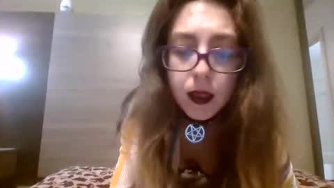 Alice Sharkky Sunshine Manson online show from 11.17.25