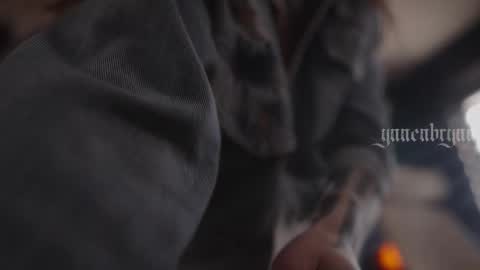 ynnenbrynn online show from 10.18.25