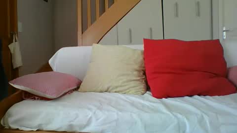 Yoann online show from 04.21.26