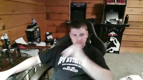 Snapshot of yobenko chatting on 11.29.25 yobenko online show from 11.29.25