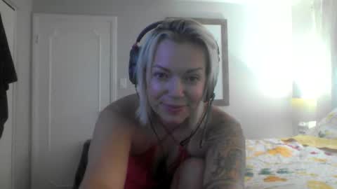 Yogiblondebangme online show from 09.27.25