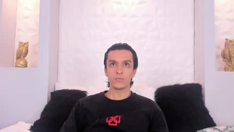 Yoiirchi online show from 04.15.26