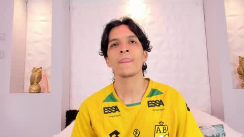 Yoiirchi online show from 04.16.26