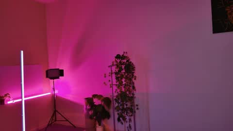 yoka_paradoxxx online show from 10.06.25